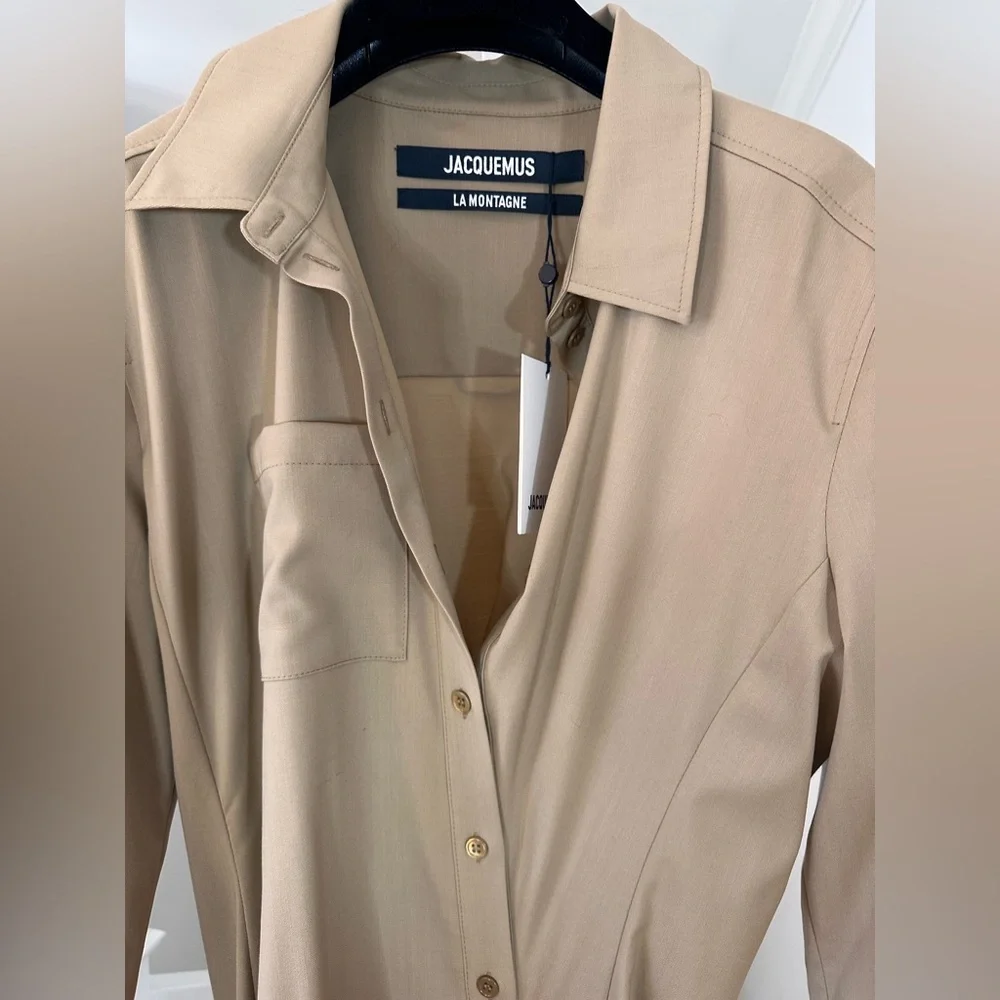 NWT Jacquemus ‘La Robe Jocou’ Midi Shirt Dress Tan/Beige FR44/ US12 $840 Retail - Picture 14 of 14